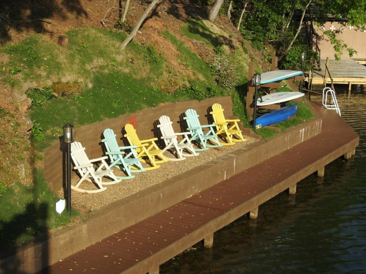 Вілла Russell'S Fort At White Oak Point: Historical Cabin On Lake Lure, Luxury, Direct Lake Access! Екстер'єр фото