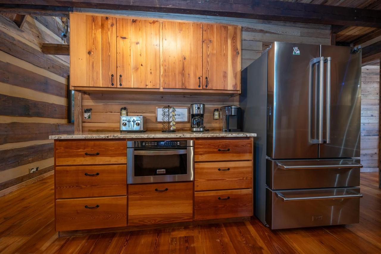 Вілла Russell'S Fort At White Oak Point: Historical Cabin On Lake Lure, Luxury, Direct Lake Access! Екстер'єр фото