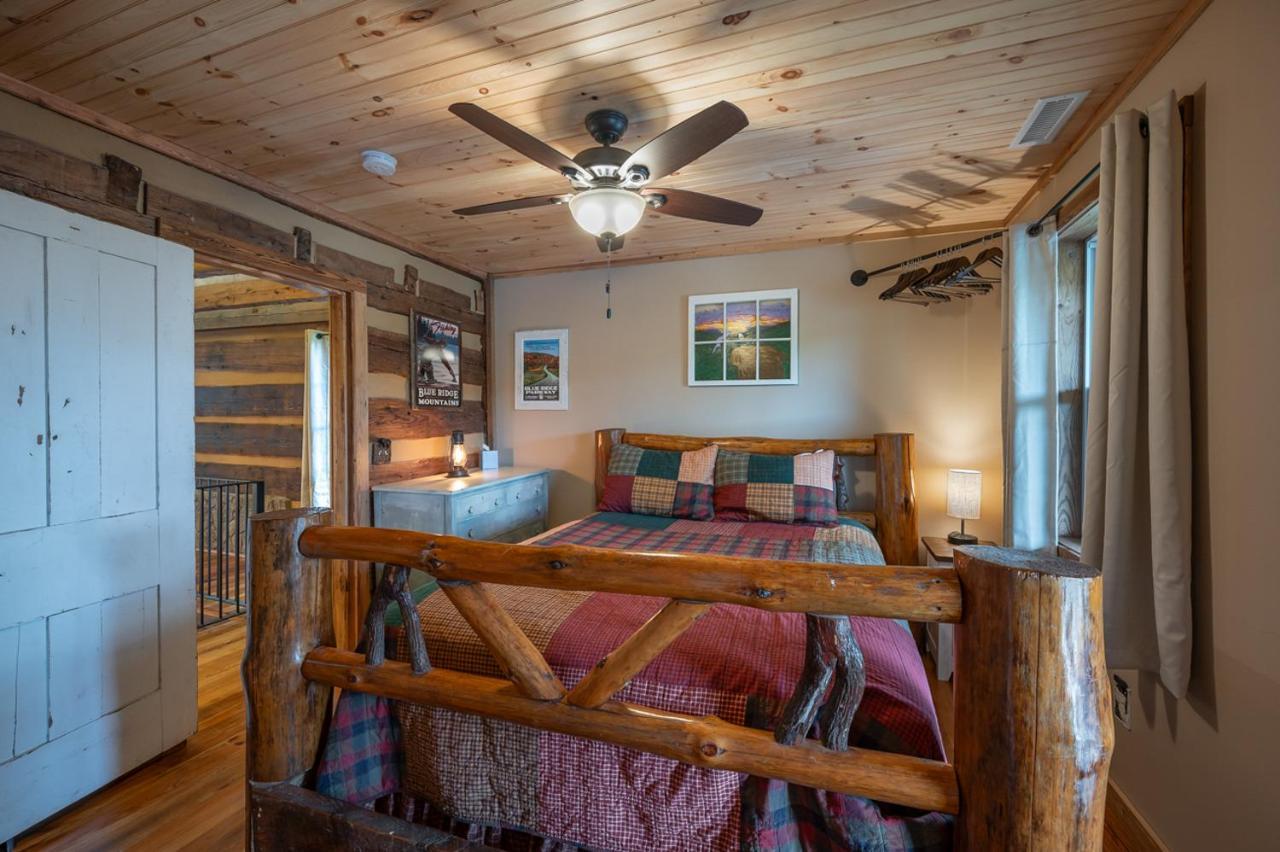 Вілла Russell'S Fort At White Oak Point: Historical Cabin On Lake Lure, Luxury, Direct Lake Access! Екстер'єр фото
