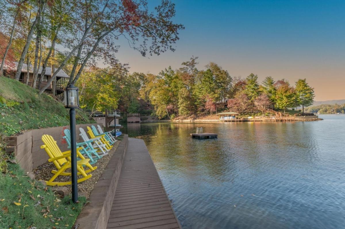 Вілла Russell'S Fort At White Oak Point: Historical Cabin On Lake Lure, Luxury, Direct Lake Access! Екстер'єр фото