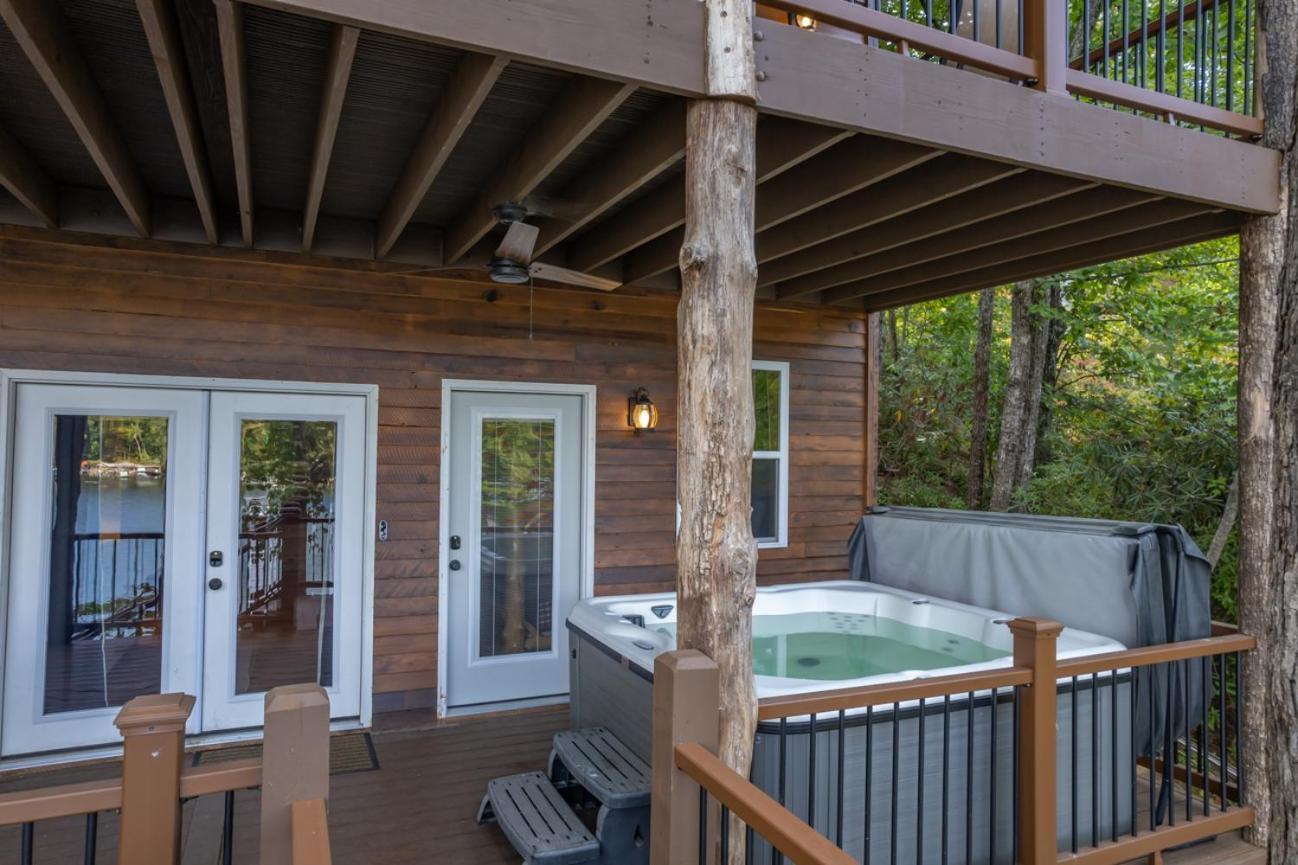 Вілла Russell'S Fort At White Oak Point: Historical Cabin On Lake Lure, Luxury, Direct Lake Access! Екстер'єр фото