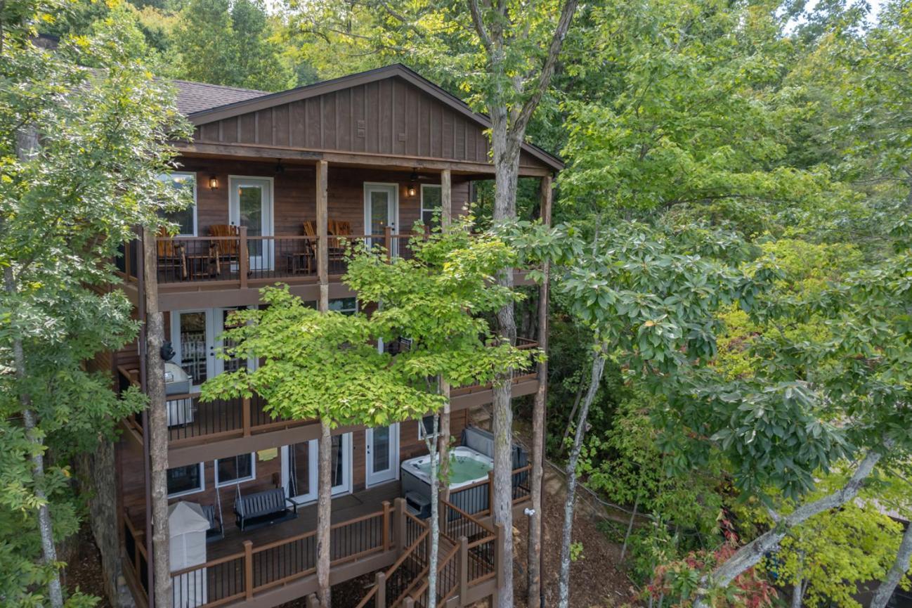 Вілла Russell'S Fort At White Oak Point: Historical Cabin On Lake Lure, Luxury, Direct Lake Access! Екстер'єр фото